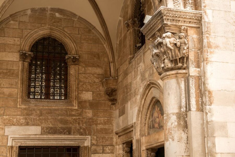 1.5-Hour Walking Tour of Dubrovnik's Old Town - The Franciscan Monastery and its Pieta, cloister, and calm