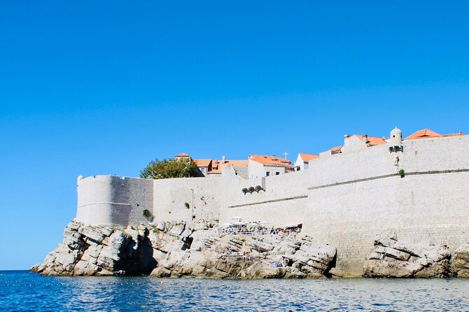 50-minute Panoramic Cruise of Dubrovnik with English Audio Guide - City Walls, Lovrijenac Fortress, and the War-Era Hotel View