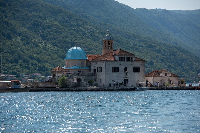 Bay of Kotor Private Full-Day Tour from Dubrovnik - Perast: How an Hour by the Bay Can Still Feel Special