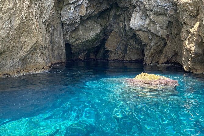 Blue and Green Cave Tour from Dubrovnik,private speed boats - From Dubrovnik to Kolocep: What the Start Feels Like