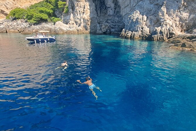 BLUE CAVE private speedboat tour with drinks - Kolocep caves: Blue Cave light, Green Cave passages, and rock jump time