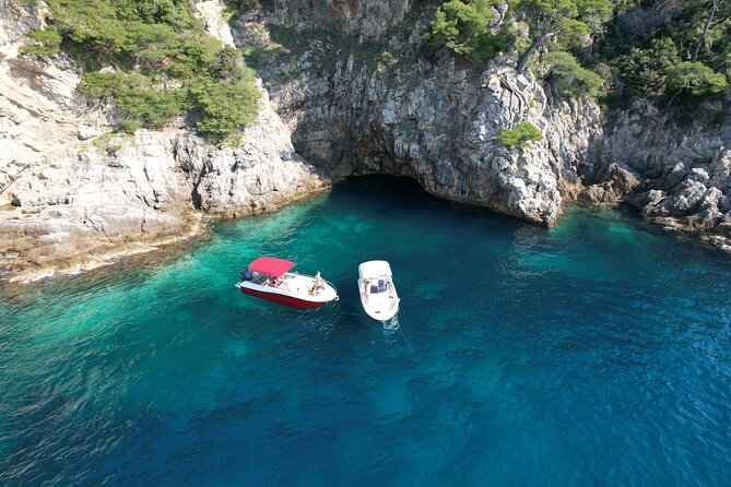 Blue cave tour - 4 caves and sandy beach - Kolocep Island Stop 2, Three Sister Caves for Snorkels and Rock Time