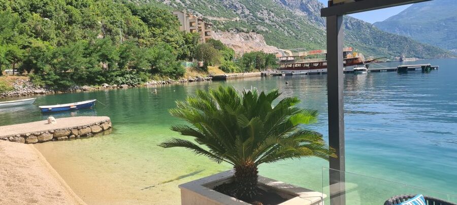 Blue Sea & Black Mountains - Montenegro - Key points before you go