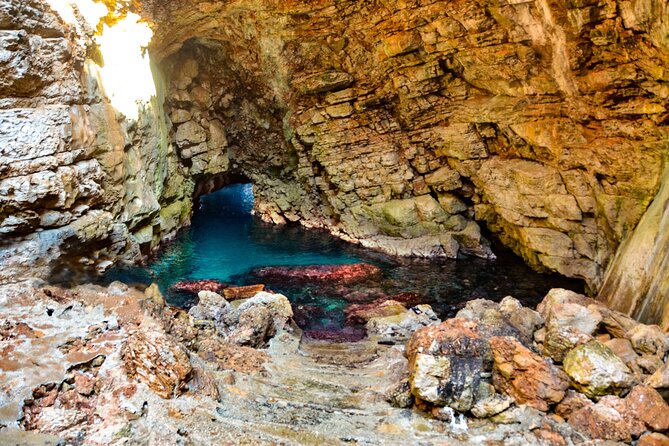 Boat Tour to Mljet National Park & 3 Islands - Saplunara and the Blace beach moment