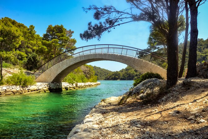 Boat Tour to Mljet National Park & 3 Islands - Sipanska Luka: a beach and a taste of Elafiti life