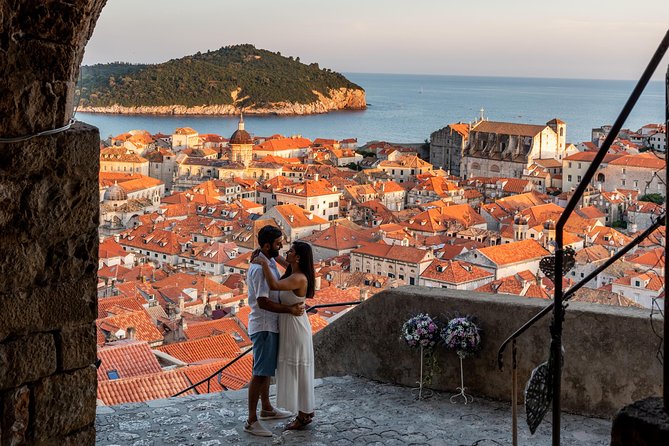 City Walls of Dubrovnik - Guide style in the real world: clear explanations and smart photo pacing