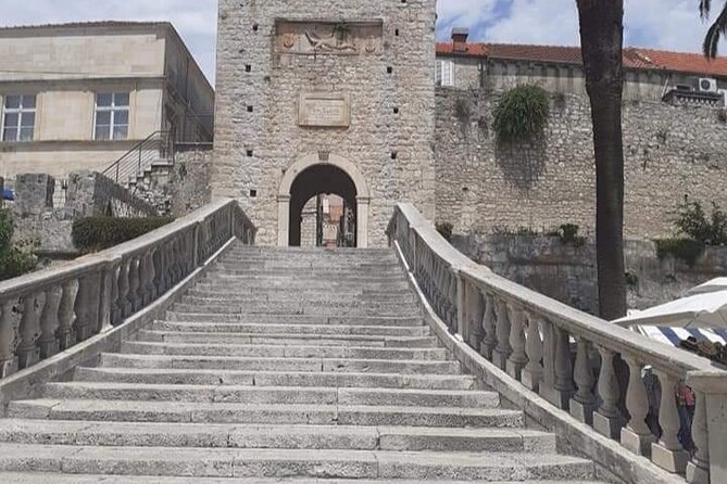 Day Tour of Korcula Island from Dubrovnik with Wine Tasting - Orebić and the Channel Crossing: Sea Views While You Wait for Island Time