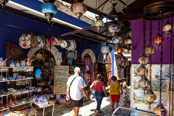 Day Trip to Mostar and Kravice (English-Español) - Mostar Old Bridge area: guided history plus time to wander