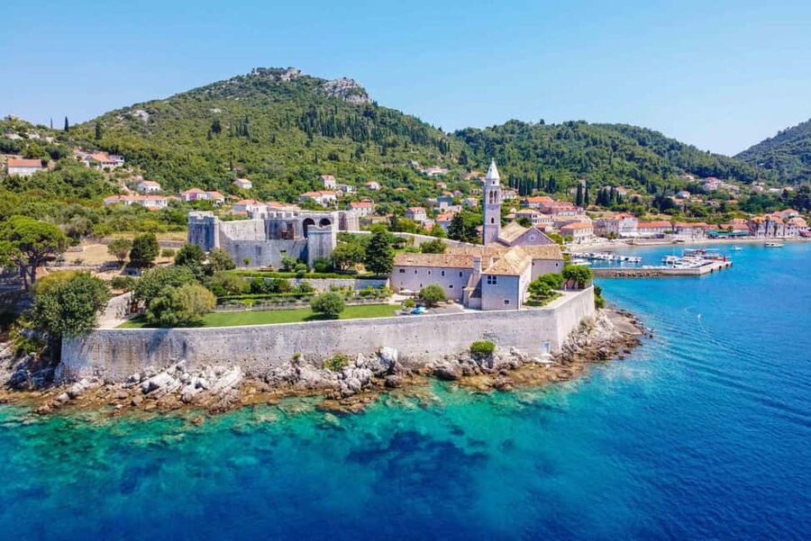 Dubrovnik: 3 Island Boat Tour with Lunch and Guide - Meet at the ferry port, then a transfer toward Trsteno Arboretum