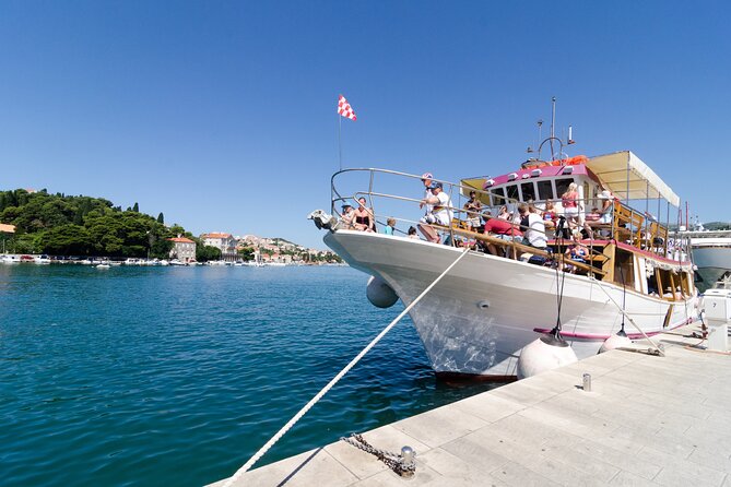 Dubrovnik: 3 Islands Boat Tour with Lunch & drinks(FR, ES, EN) - The panoramic run past Trsteno Arboretum (and why it’s worth paying attention)