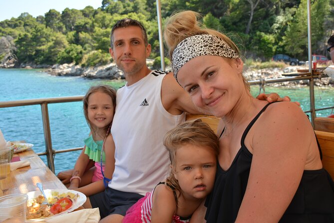 Dubrovnik: 3 Islands Boat Tour with Lunch & drinks(FR, ES, EN) - Šipan: quick stop, strong olive-tree identity, and boat jumps