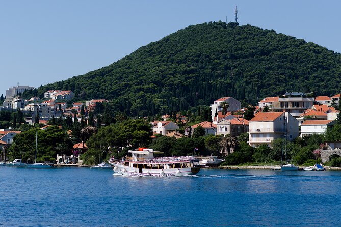 Dubrovnik: 3 Islands Boat Tour with Lunch & drinks(FR, ES, EN) - Koločep: 1 hour of swim coves, village walking, and party-deck energy
