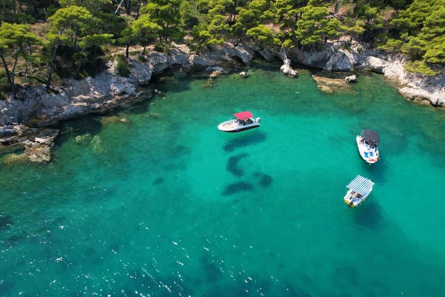 Dubrovnik: All-inclusive Islands and Caves Private Boat Tour - Blue Cave, then the three Green Caves: what happens in the water
