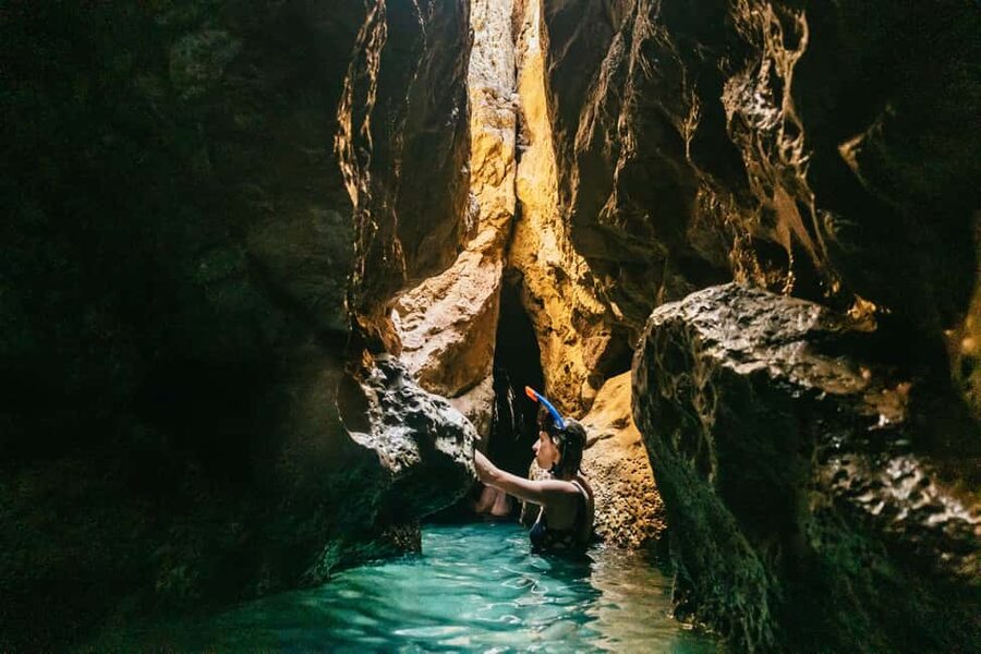 Dubrovnik: Blue Cave and Elafit Small Group Boat Exploration - Blue Cave: the Stop That Sets the Tone