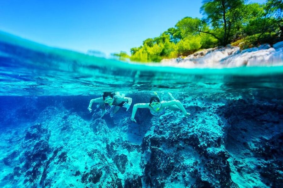 Dubrovnik: Blue Cave & Sunj Beach Boat Tour with Drinks - Koločep Island: Swimming Through the Three Green Caves