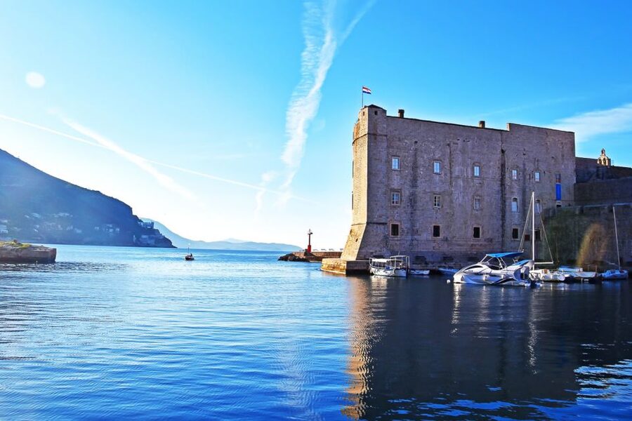 Dubrovnik: City Walls Early Morning or Sunset Walking Tour - Price and ticket math: what you pay for, and what you still need to buy