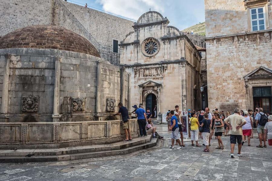 Dubrovnik: City Walls, Old Town Walking Tour & Adriatic View - Price and tickets, what the 25 dollars really buys