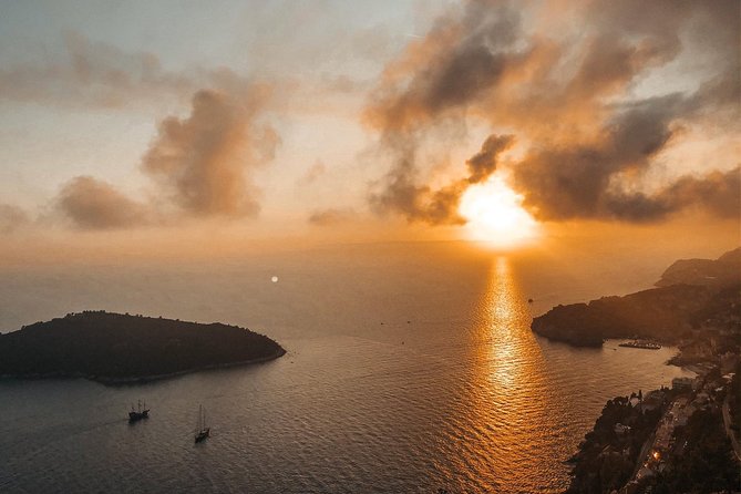 Dubrovnik E-Tuk Tuk Sunset Tour to Mount Srd - What to Pack for a Mount Srd Sunset (So You Enjoy It)