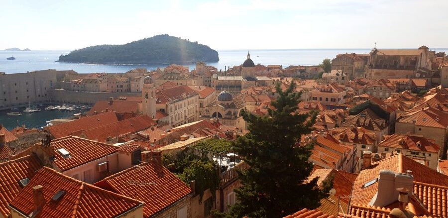 Dubrovnik: Early Bird Walking Tour - Rector’s Palace and Dubrovnik Cathedral: where belief meets power