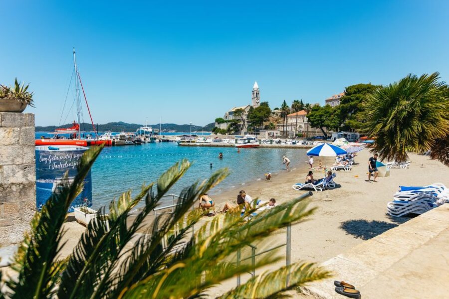 Dubrovnik: Elaphite Island Cruise w/ Drinks & Optional Lunch - Dubrovnik to Lopud: the 30 minutes that set the mood
