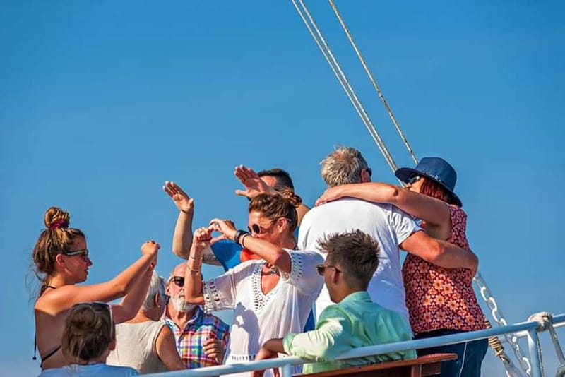 Dubrovnik: Elaphite Islands Cruise with Lunch and Drinks - Koločep Island: your first hour for walking, photos, and water time
