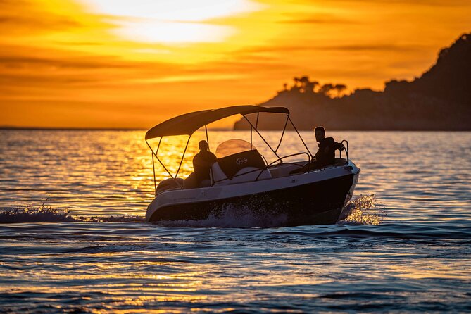 Dubrovnik: Elaphiti Islands 8 hours private tour with a speedboat - Kolocep Island: Blue Cave and a Quiet Island Feel (About 2 Hours)