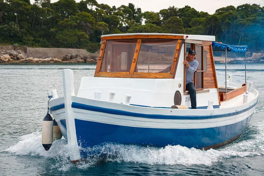 Dubrovnik: Full-Day Blue Cave & Elaphiti Islands Boat Tour - Who should book this Blue Cave and Elaphiti Islands boat tour