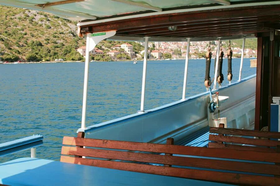 Dubrovnik: Full-Day Blue Cave & Elaphiti Islands Boat Tour - Getting your best day: timing, crowds, and comfort choices