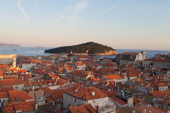 Dubrovnik Game of Thrones and City Walls 3-Hour Private Tour - Timing, heat, and what to wear for a smoother wall day
