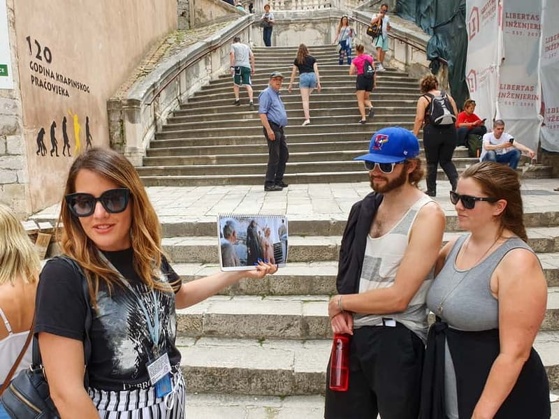 Dubrovnik: Game of Thrones And Iron Throne Walking Tour - Meeting by Pile Square with a Targaryen umbrella