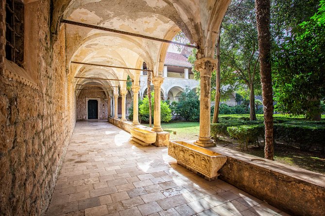 Dubrovnik Game of Thrones Full-Day Tour + Lokrum & Srđ - Trsteno Arboretum, gardens for your eyes after the stairs
