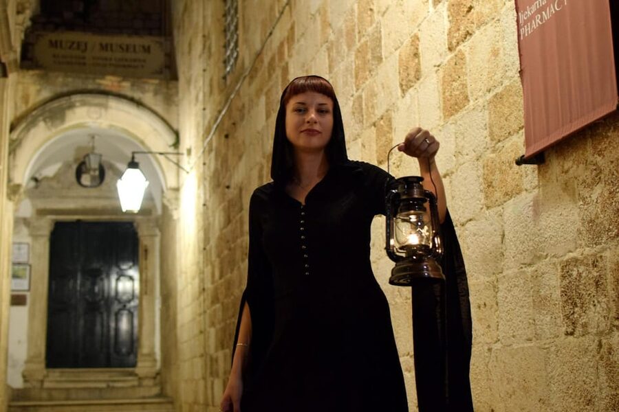 Dubrovnik: Ghosts and Mysteries Walking Tour - Gradac Park and the stories that get darker after the light softens