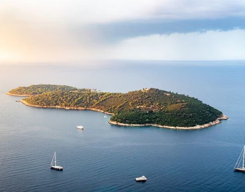 Dubrovnik: Group Tour & Panoramic Cruise - City Walls Panoramas: Why the Seaside View Changes Everything