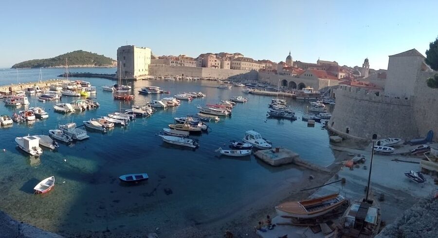 Dubrovnik: Historical Tour with Game of thrones details - Starting at Ploče Gate, ending by Pile Square (and why that route works)