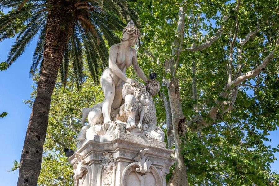 Dubrovnik: History and Game of Thrones Walking Tour - Starting Point at Amerling Fountain and How You Find Your Group Fast