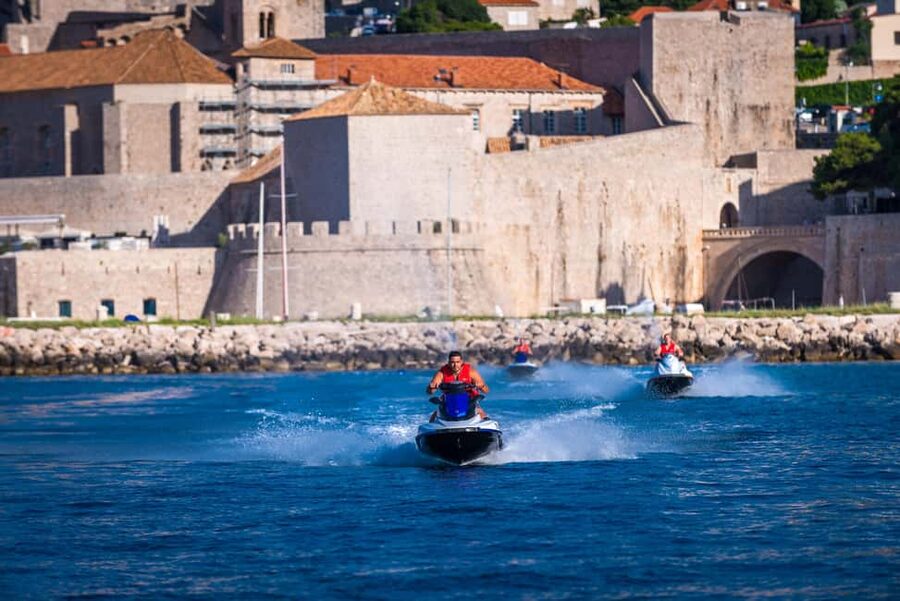 Dubrovnik: Jet Ski Tour - From Meeting Point to First Throttle, How the Tour Starts