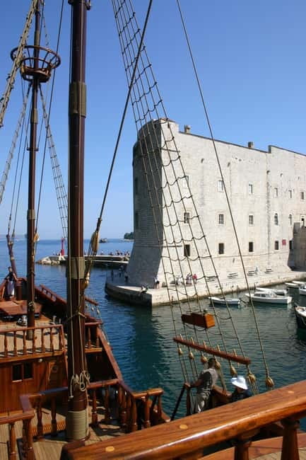 Dubrovnik: Karaka - Game of Thrones Cruise & Walking Tour - Old Town walking tour: 75 minutes of filming spots you can actually find