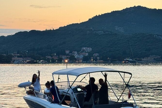 Dubrovnik Kayak Rental on Banje Beach - Timing and logistics that affect your day