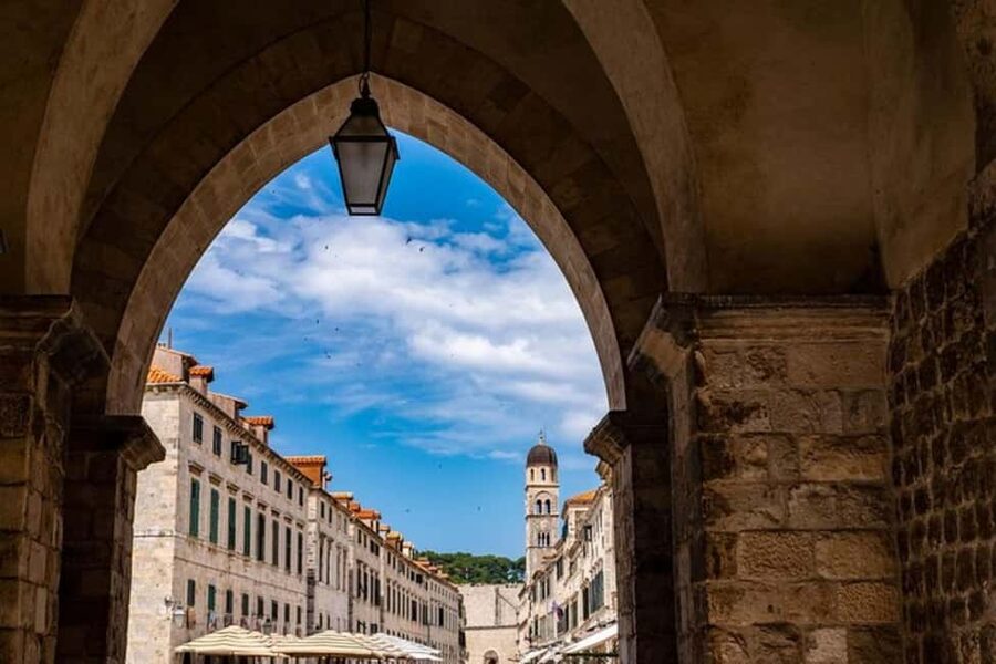 Dubrovnik : Must-See Private Walking Tour With A Guide - The Old Town walk in Stari Grad, palaces to plazas to cloisters