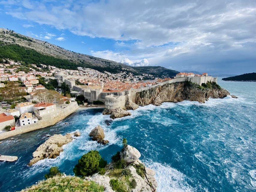 Dubrovnik: Old Town & City Walls Private Walking Tour - City Walls essentials: 2 km, tall towers, and the Minceta highlight
