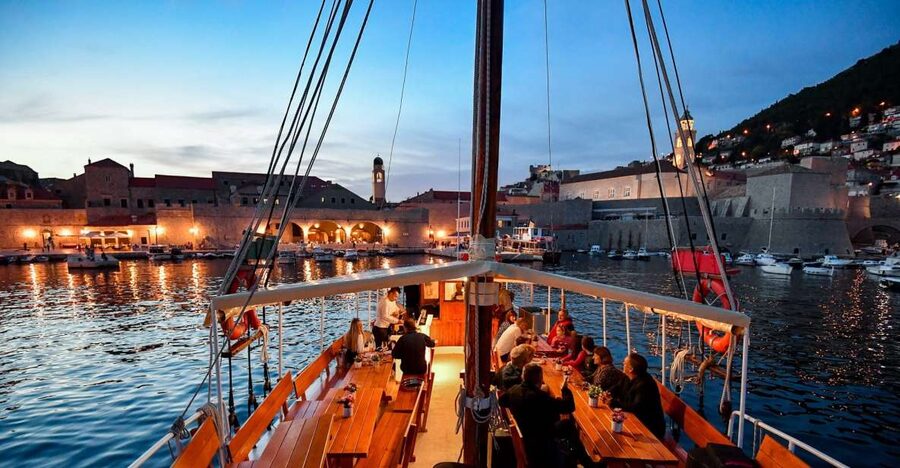 Dubrovnik: Old Town Cruise with Lunch - Key highlights you’ll feel on day one