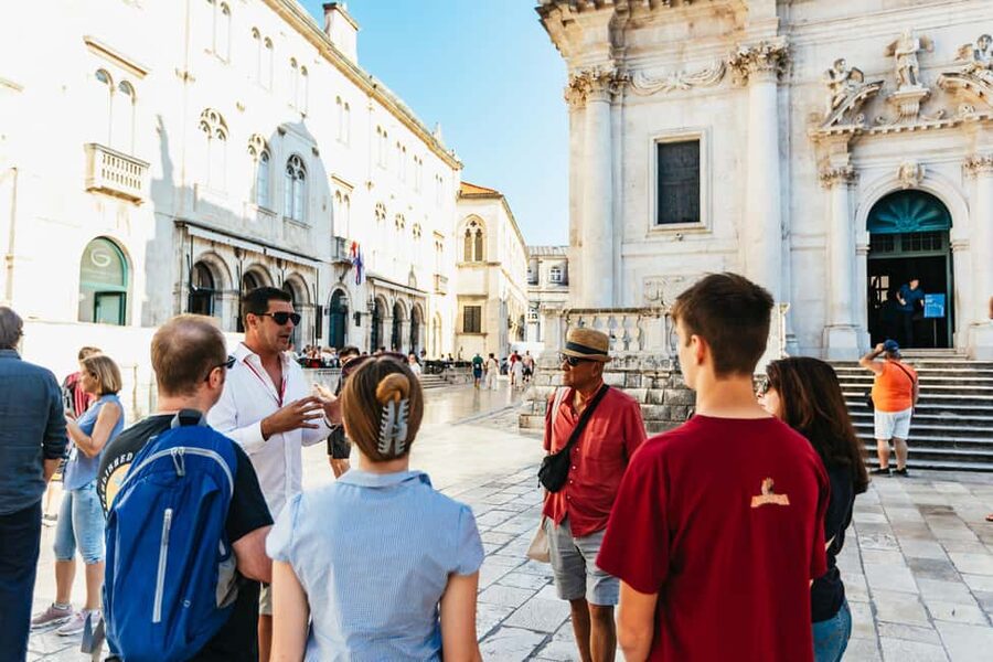 Dubrovnik: Old Town Food Tour - The first tasting stop: snacks, cheese, and that early wine rhythm