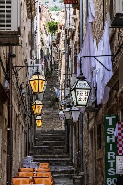 Dubrovnik Old Town History Tour: Early & Late Start - Franciscan Monastery and the old orphanage: places with stories behind the stone