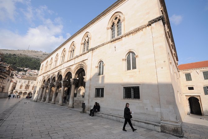 Dubrovnik Old Town History Walking Tour - Holy Annunciation area: other faiths and the narrow streets toward the harbor