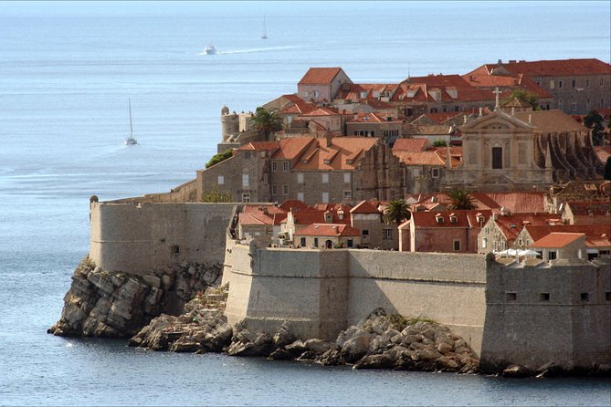 Dubrovnik Old Town: Small-Group Walking Tour With A Local - From Harbour Viewpoint to Pile Gate, a route that makes sense