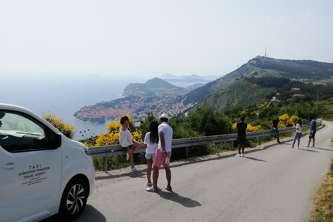 Dubrovnik panorama tour & Dubrovnik on your own - Group Size, Pace, and Comfort in the Air-Conditioned Minivan