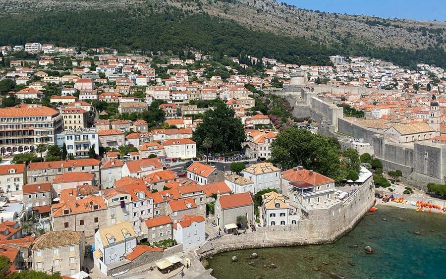 Dubrovnik: Pile Gate & Old Town with Spices and Hidden Gems - Onofrio’s Fountains and St. Saviour Church: More Than a Photo Stop