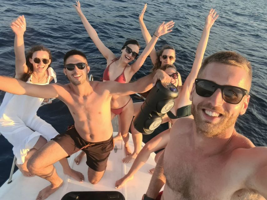 Dubrovnik: Private Boat Rental for Parties & Alcohol - Drinks plan: a bottle up front plus beer and wine