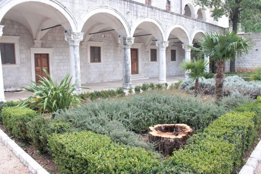 Dubrovnik: Private Cooking Experience with Wine Tasting - Game of Thrones viewpoints without losing the food focus
