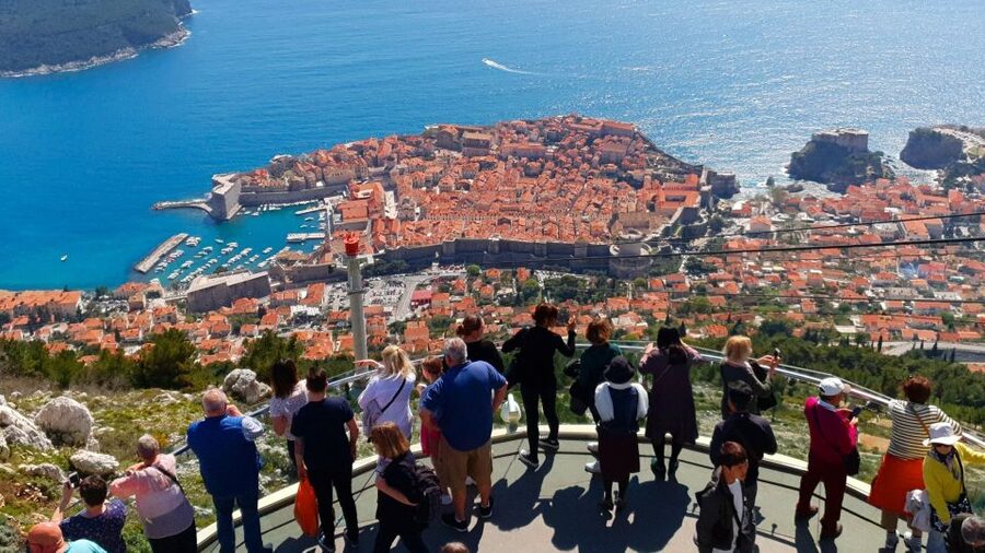 Dubrovnik: Private Cooking Experience with Wine Tasting - Market produce prep and traditional Croatian barbecue technique